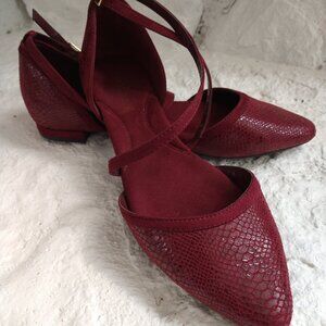 Aerosoles Maroon Strap Flats 8.5